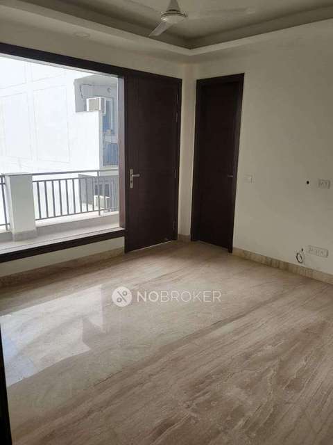 4 BHK Flat In Standalone Buiding  For Sale  In Sector 57
