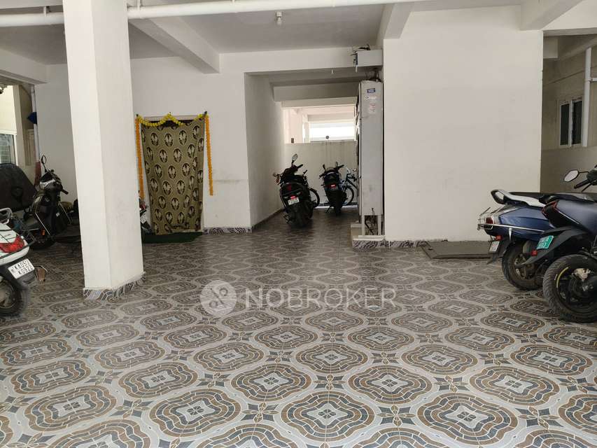 2 BHK Flat In Standalonebuilding for Rent  In Whitefield
