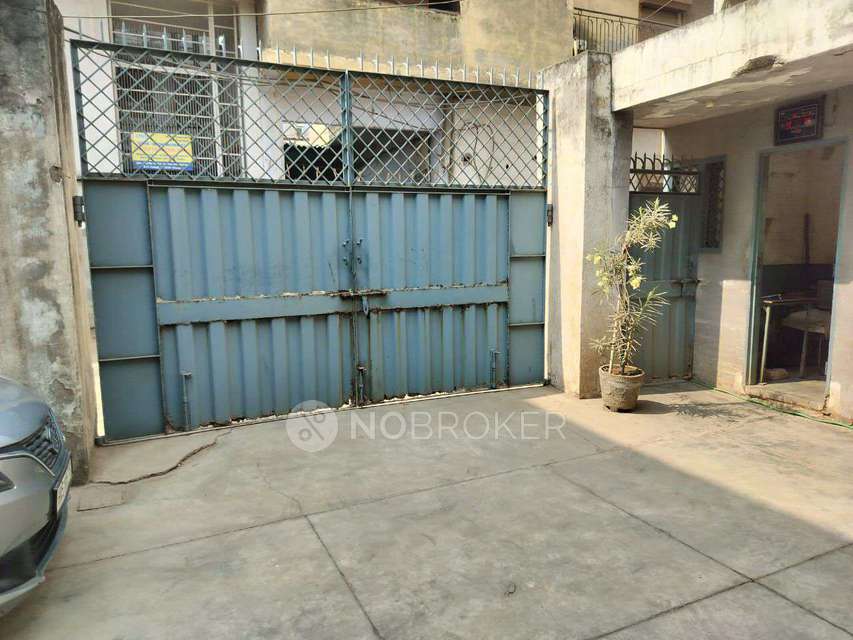 Industrial Building in New Industrial Township, Faridabad for Rent 