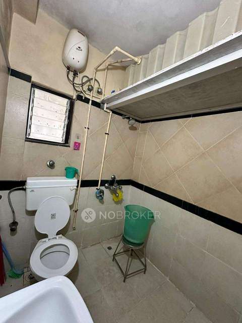2 BHK Flat In Mhada Society For Sale  In Andheri West