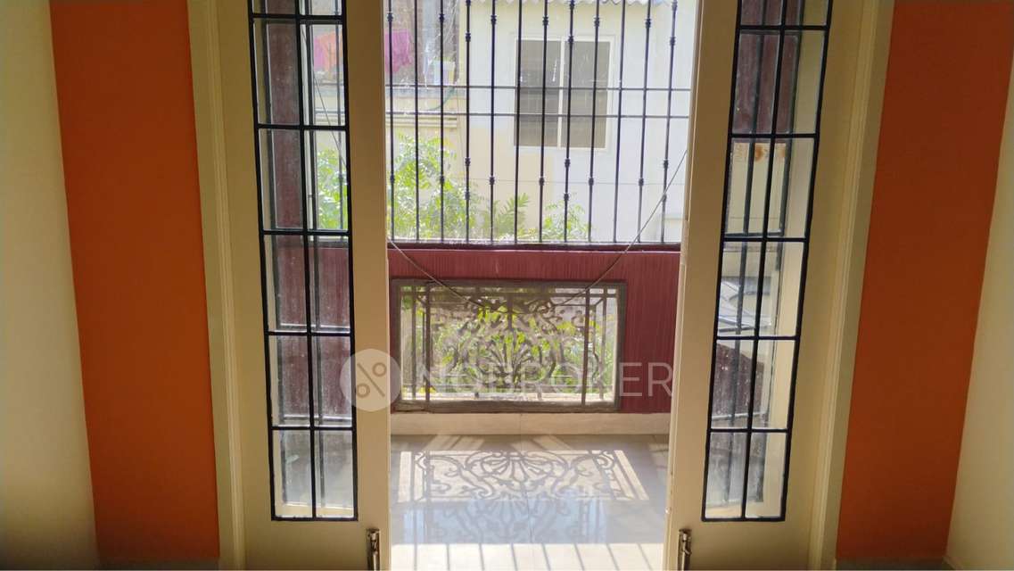 2 BHK Flat In Sri Balaji Laya Flats for Rent  In Velachery