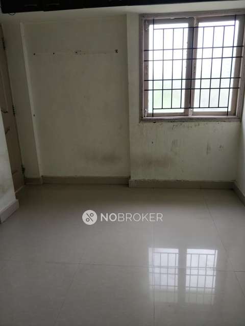 2 BHK Flat In Loyal Nest For Sale  In Thoraipakkam