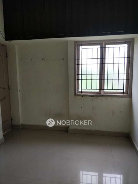 2 BHK Flat In Loyal Nest For Sale  In Thoraipakkam