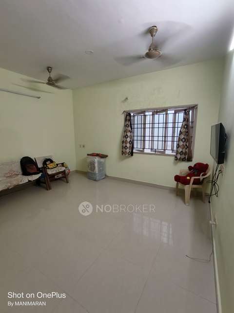 2 BHK Flat In Loyal Nest For Sale  In Thoraipakkam