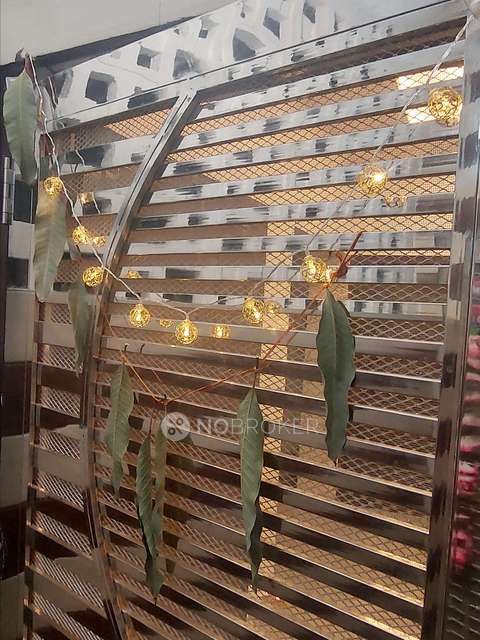 3 BHK Flat In Dda Flats  For Sale  In Pitampura