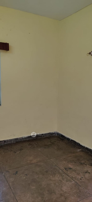 2 BHK Flat In Arun Vihar, Noida for Rent  In Noida