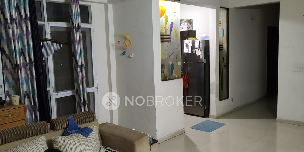 Prateek Laurel Sector120 Without Brokerage Semifurnished 3 BHK Flat