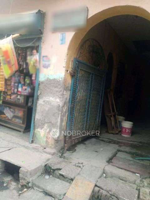 1 RK Flat In Standalone Building  for Rent  In Sector 35