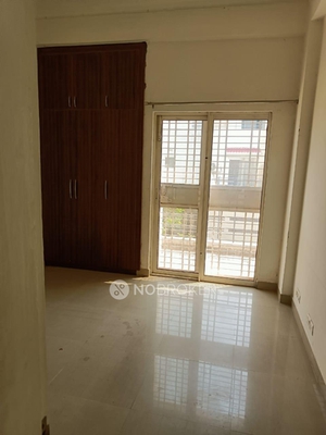 3 BHK Flat In Paramount Golf Foreste for Rent  In Surajpur, 