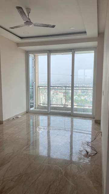 3 BHK Flat In Ambience Tiverton Apartments for Rent  In Sector 50