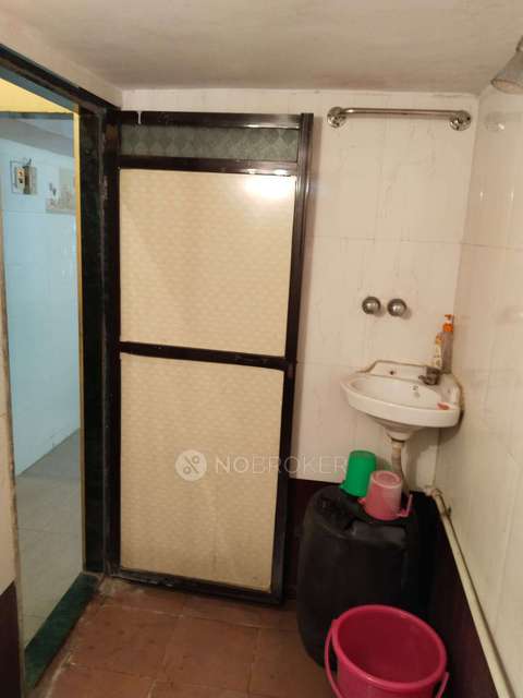 1 RK Flat In Aarti Plaza Chs Ltd For Sale  In Kalyan East