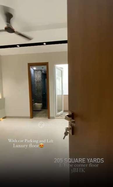 3 BHK Flat In Standalone Building  For Sale  In Tilak Nagar