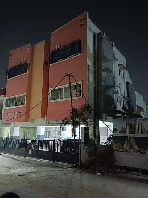 2 BHK Flat In Mithusha Apartment For Sale  In Kolapakkam