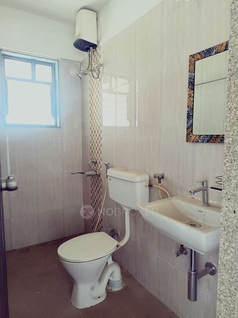 2 BHK Flat In Kumar Shantiniketan Phase 2 For Sale  In Pashan