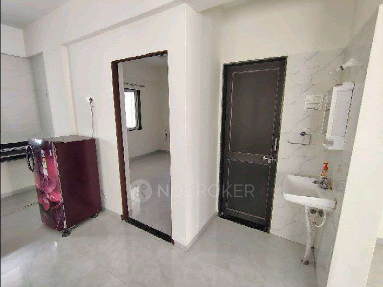 2 BHK Flat In White Lilly for Rent  In Warje