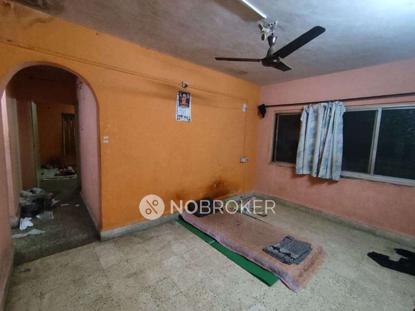 Shared Room for Male In 1 BHK  In Standalone  In Kothrud