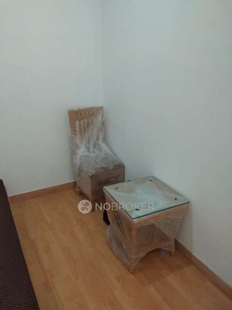 Shop in Knowledge Park Iii, Greater_noida for sale 