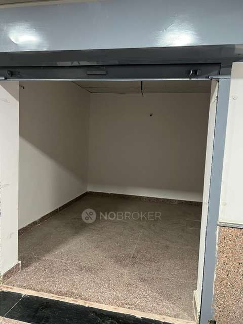 Shop in Chaukhandi, Noida for Rent 