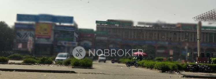 Shop in Sector 5, Rohini, Delhi for sale 