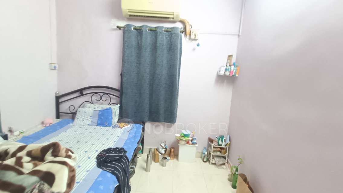 2 BHK Flat In Shanti Chs For Sale  In Thane West
