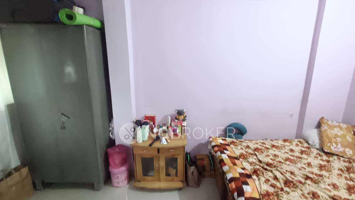 2 BHK Flat In Shanti Chs For Sale  In Thane West