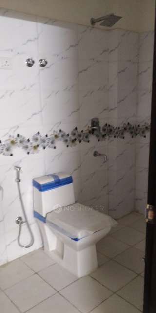 2 BHK Flat In South Pearl 1, Chattarpur, New Delhi For Sale  In  Dera Mandi