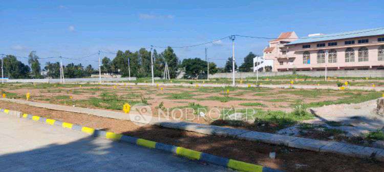 Plot For Sale  In Hosakote Flyover