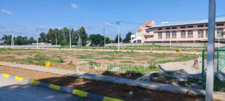 Plot For Sale  In Hosakote Flyover