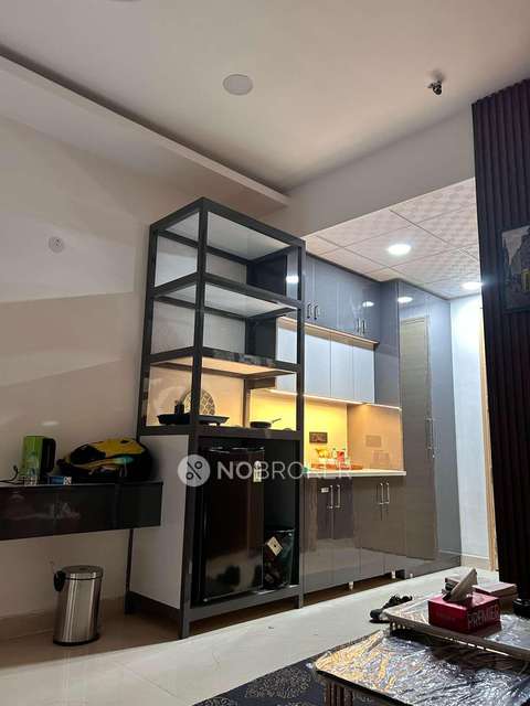 1 RK Flat In Gaur City Center For Sale  In Sector 4 