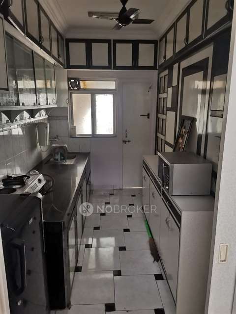 Single Room for Female In 4+ BHK  In Mutha Hermes Drome Phase I, Viman Nagar In Viman Nagar