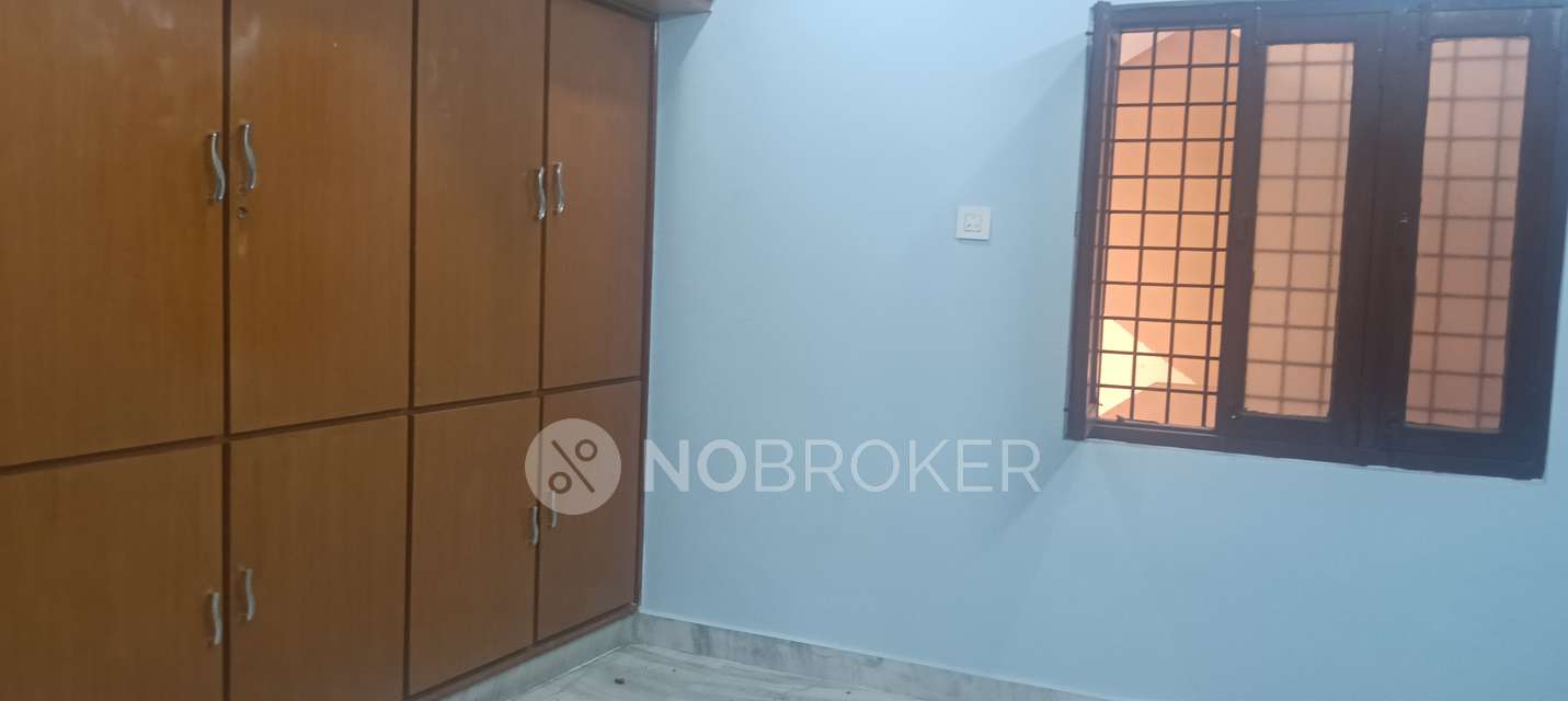 3 BHK Flat In Sri Venkateshwara Nilayam For Sale  In Sanath Nagar