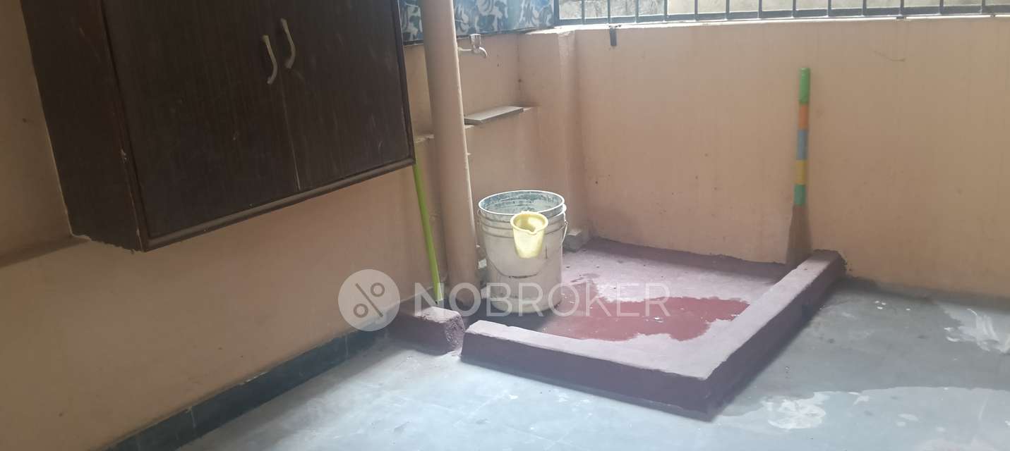 3 BHK Flat In Sri Venkateshwara Nilayam For Sale  In Sanath Nagar