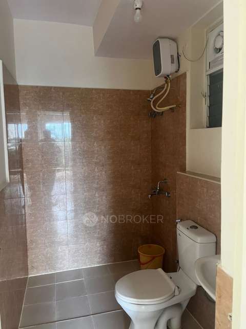 2 BHK Flat In Dlf Woodland Heights For Sale  In Jigani