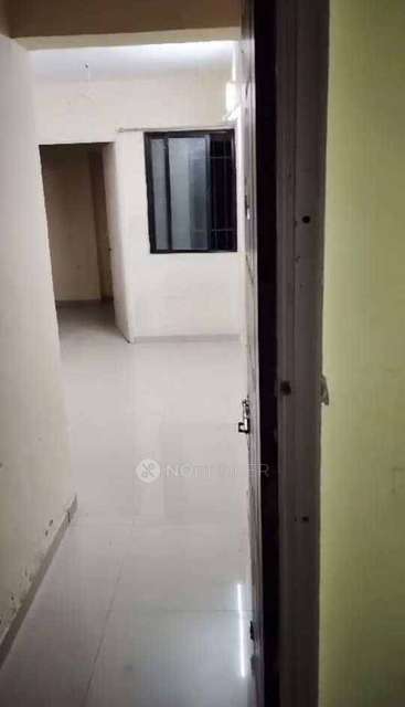 Single Room for Female In 2 BHK  In Guru Rachna Society In Gultekadi