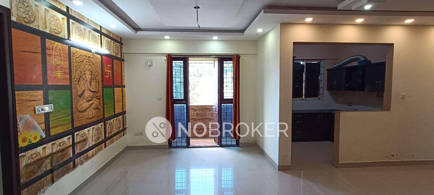 2 BHK Flat In Silver Woods For Sale  In Kudlu Gate