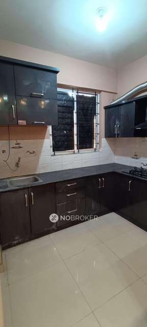 2 BHK Flat In Silver Woods For Sale  In Kudlu Gate