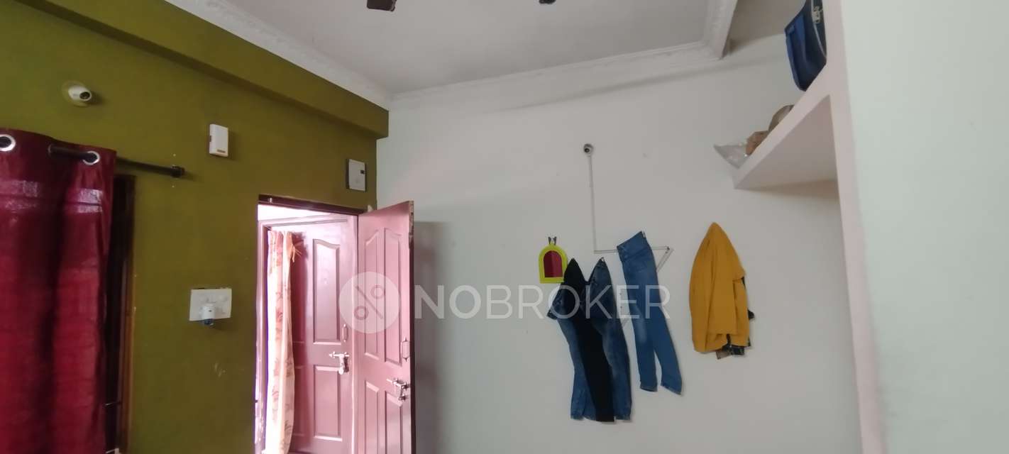 4+ BHK Flat For Sale  In Ameerpet