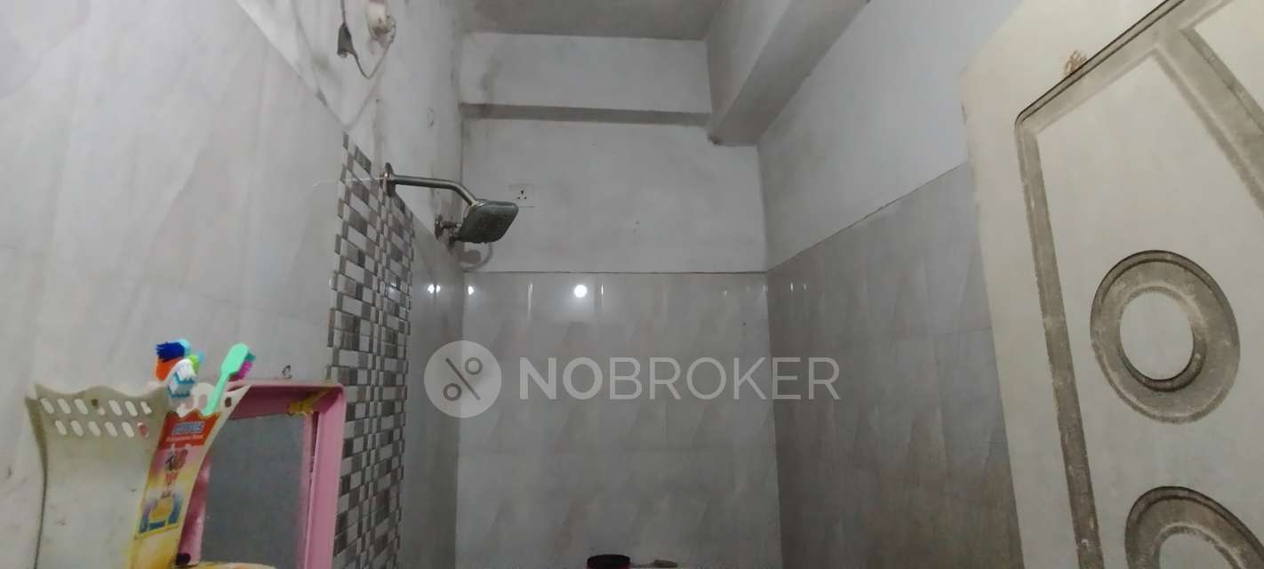 4+ BHK Flat For Sale  In Ameerpet