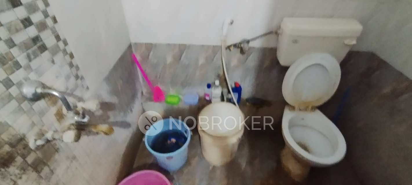 4+ BHK Flat For Sale  In Ameerpet