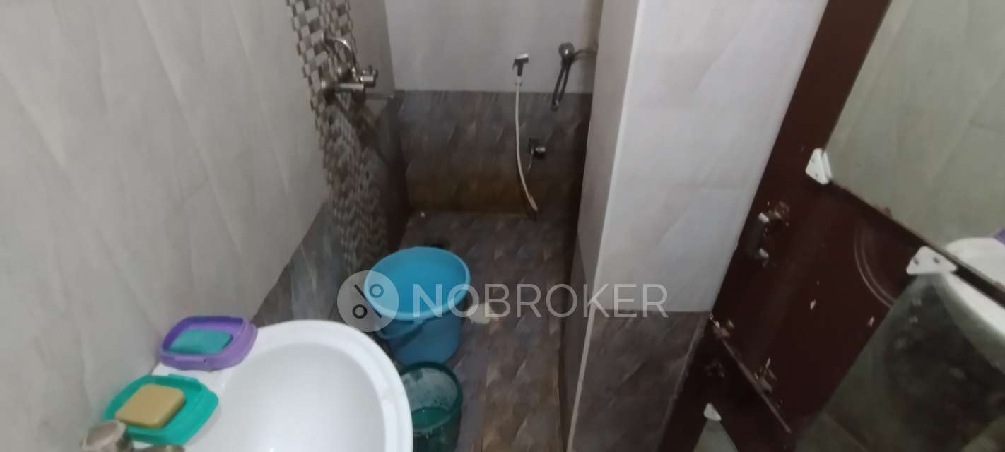 4+ BHK Flat For Sale  In Ameerpet