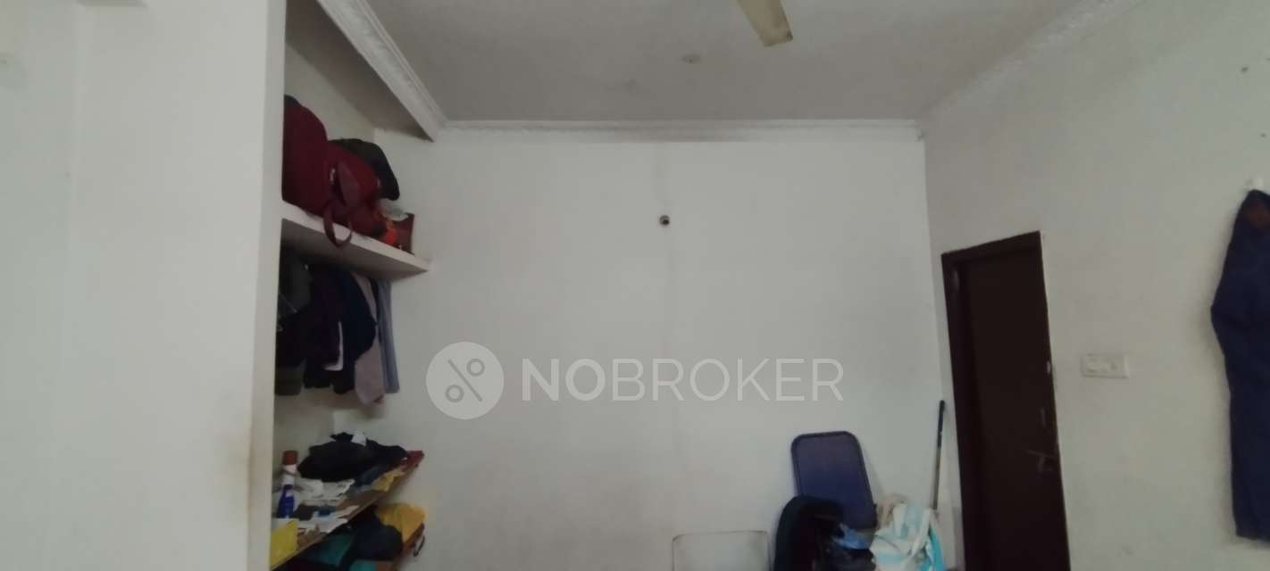 4+ BHK Flat For Sale  In Ameerpet