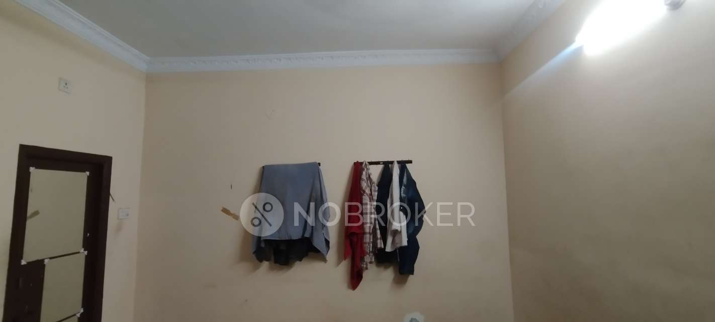 4+ BHK Flat For Sale  In Ameerpet