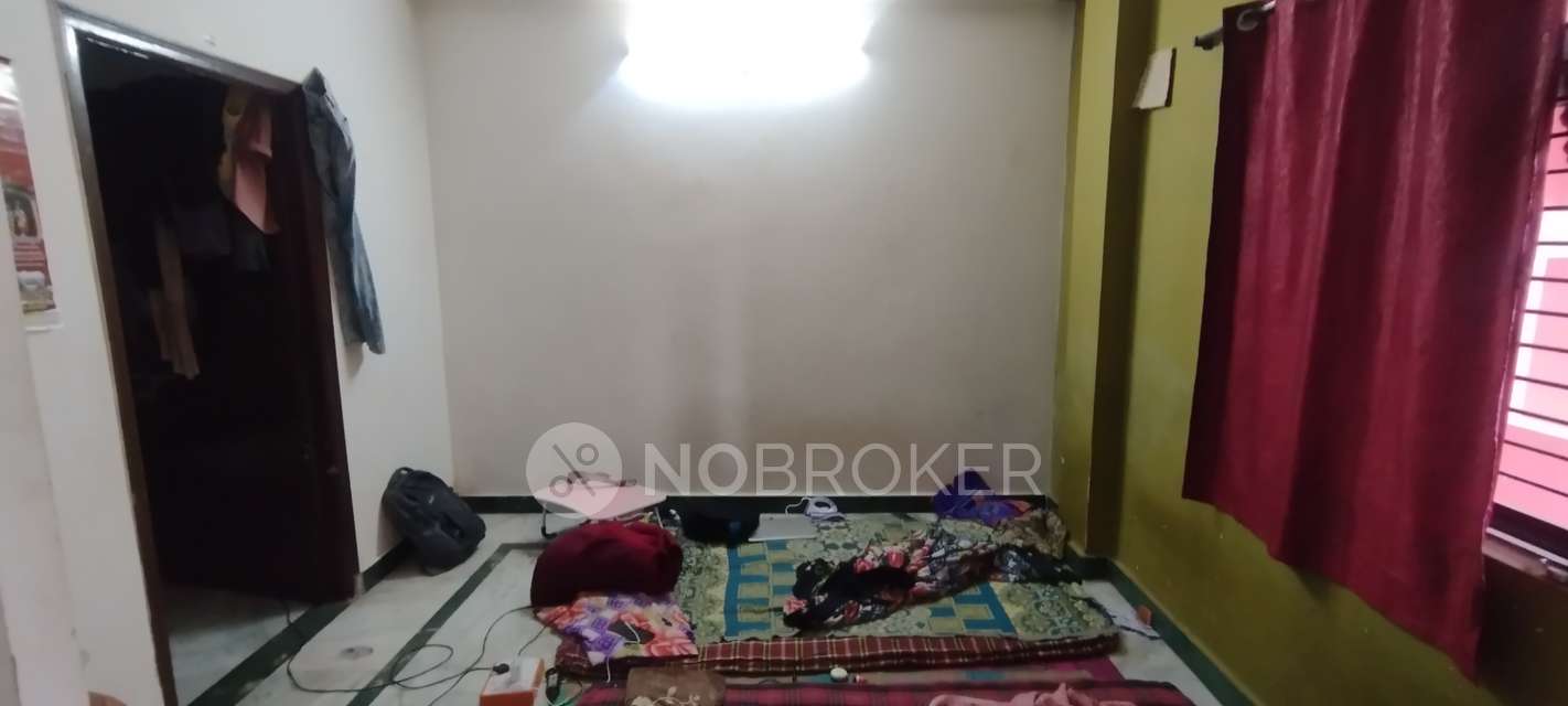 4+ BHK Flat For Sale  In Ameerpet