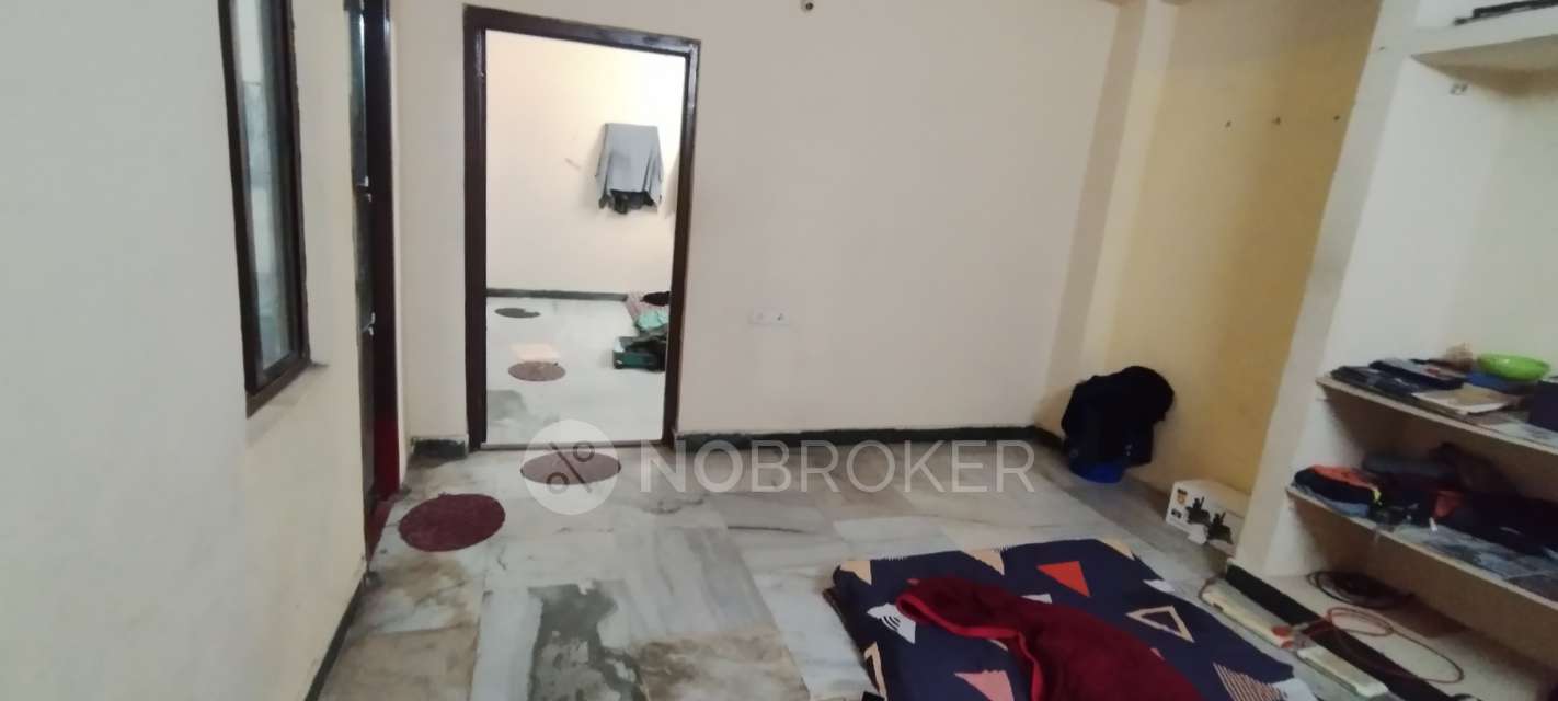 4+ BHK Flat For Sale  In Ameerpet