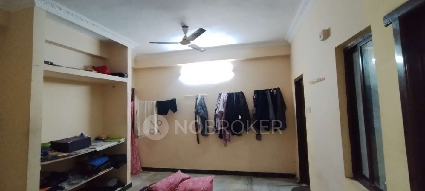 4+ BHK Flat For Sale  In Ameerpet