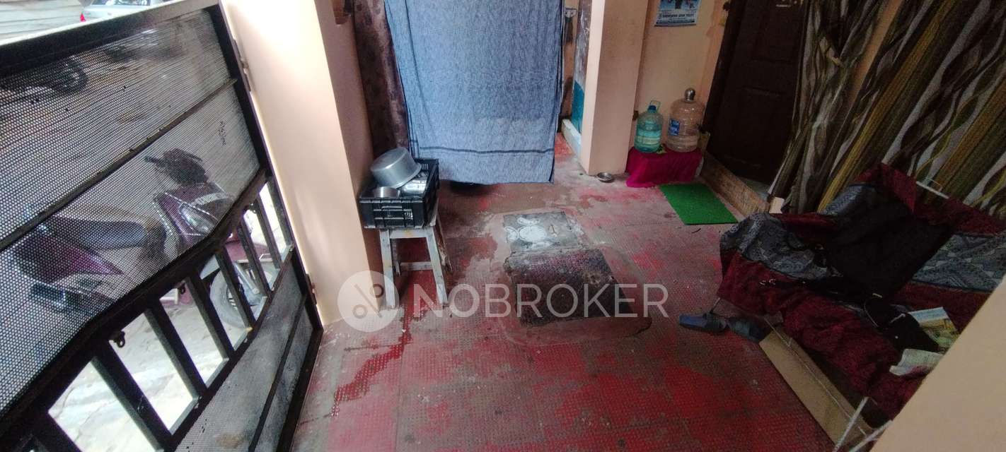 4+ BHK Flat For Sale  In Ameerpet