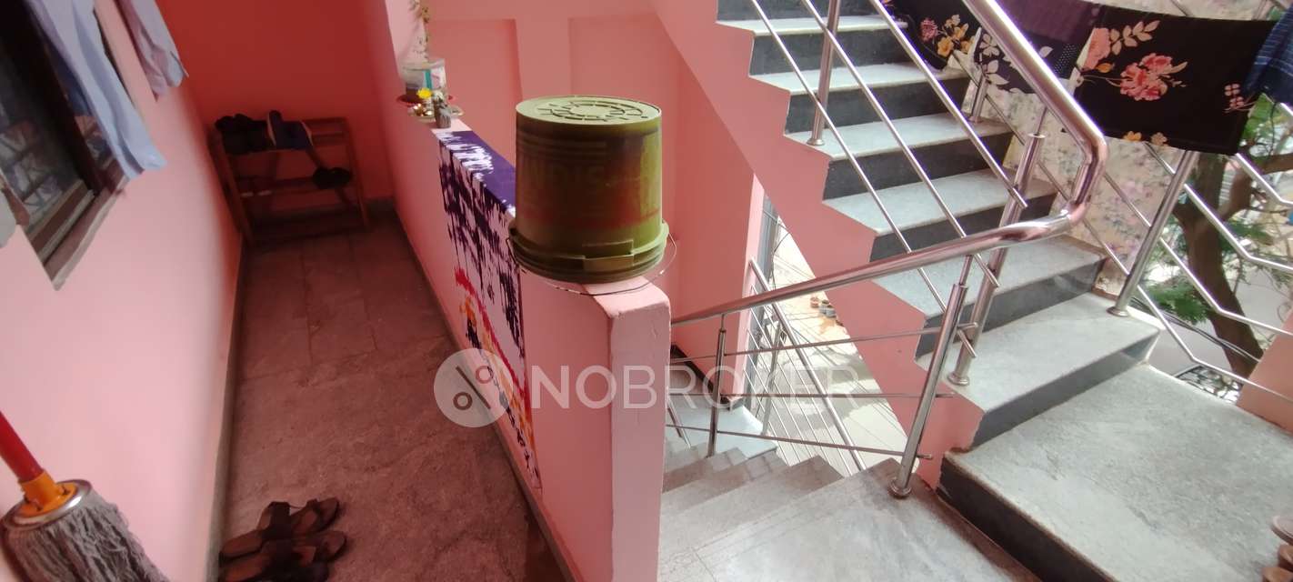 4+ BHK Flat For Sale  In Ameerpet