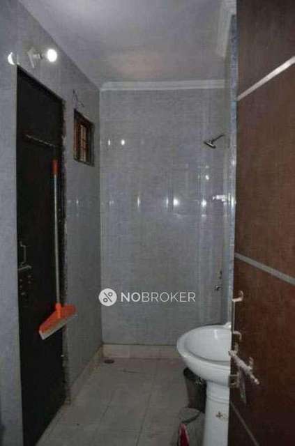 2 BHK Flat In Kirshna Kunj  For Sale  In Uttam Nagar