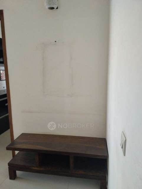 3 BHK Flat In Devi Empress Court for Rent In Ghorpadi