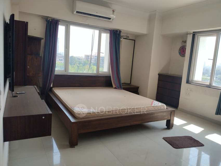 3 BHK Flat In Devi Empress Court for Rent In Ghorpadi